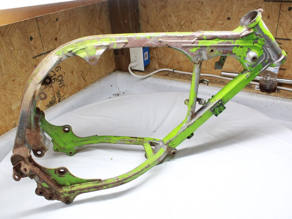 86-87 Kawasaki KX80 KX 80 1986 cuadro comp chasis 32002-1826 Foto 3 de 4