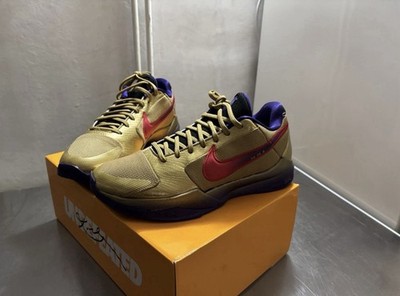 Nike Kobe 5 Protro Undefeated Hall of Fame  Metallic Gold  Größe 42