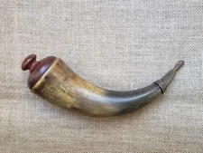 🔥 ANTIQUE SOUTHERN POWDER HORN RED STAINED / PAINTED TURNED PLUG BANDED COLLAR