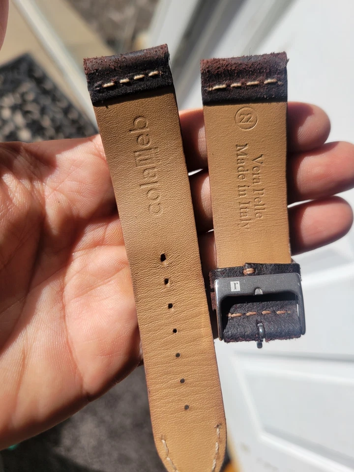 Correa de reloj Genhine de cuero Colareb hecha en Italia 22 mm marrón oscuro Foto 2 de 4