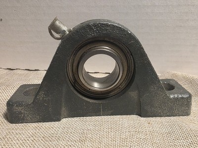 Pillow Block Bearing 1 Inch Bore PE205 from Bohls Bearings KML New Old Stock