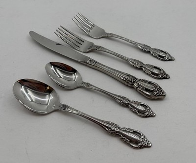 Oneida Raphael Stainless Flatware Set - Mixed Lot - 101 Pieces