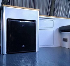 FRIGORIFERO CAMPER 230V INC CONGELATORE BLOCCABILE (COLORE ACCIAIO INOX) NON 12V