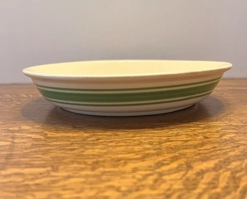 Hull Beehive Yellowware green stripe Pie Plate