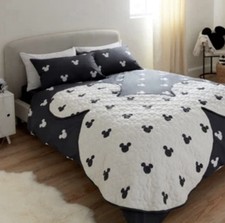 Disney Home Mickey Mouse Soft Bedspread Black And White Reversible New
