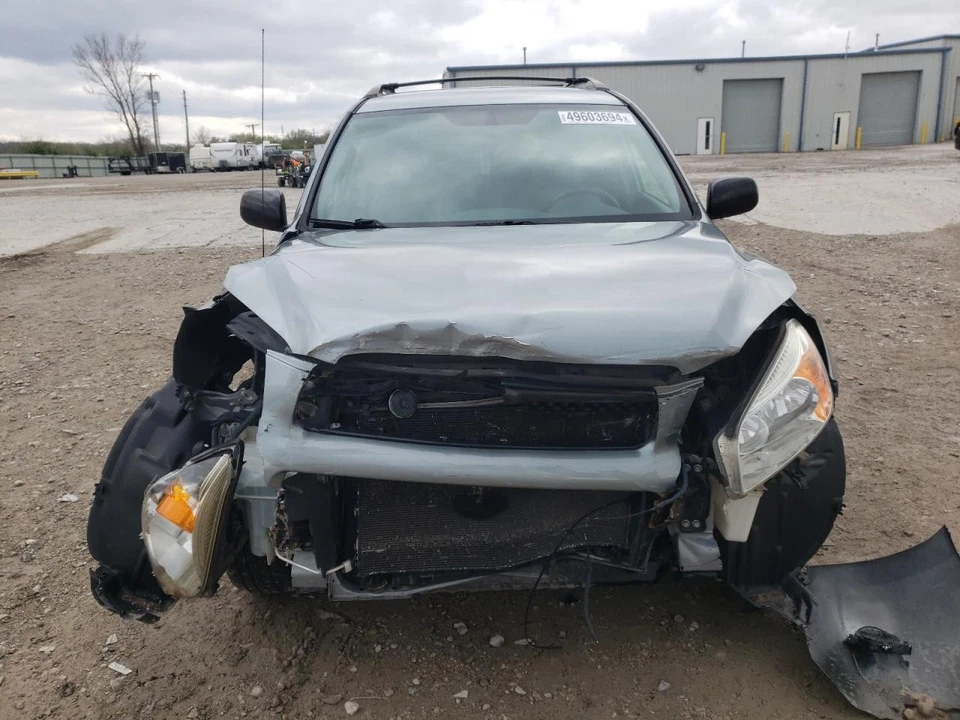 Used Rear Right Ind Rr Suspension Assembly fits: 2007 Toyota Rav4 without crossm Foto 3 de 4