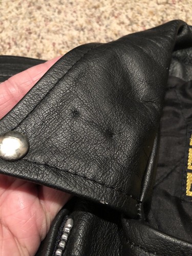 Giacca abbigliamento vintage in pelle Protech taglia 40 con toppa Harley Davidson - Foto 4 di 20