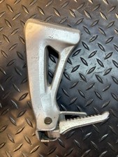 Suzuki SV650 S L/H Rear Footrest Hanger And Peg SV650S SV 650 99-02