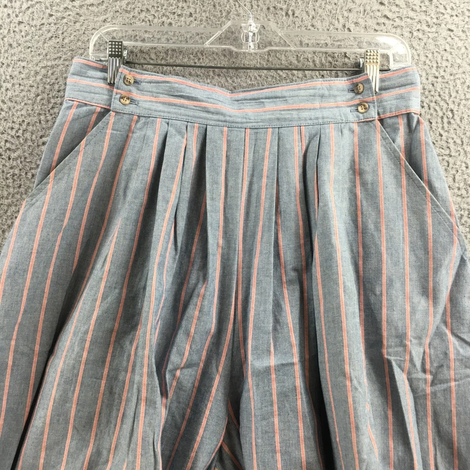 Orvis Chino Shorts Womens 16 (actual 31x10.5) Blue Striped Cotton High Rise - Image 2 of 4