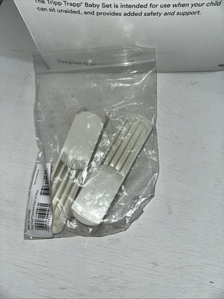 STOKKE TRIPP TRAPP Silla Alta Blanco Bebé Set con Arnés Foto 2 de 4