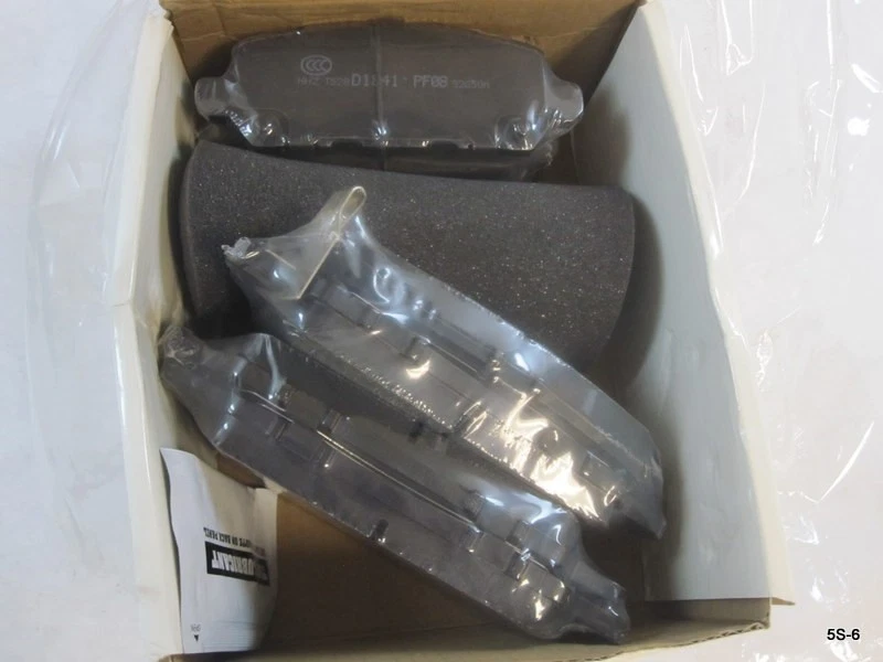 Juego de pastillas de freno de disco delanteras y traseras 8 piezas D1654 D1841 A0499A0083 Foto 3 de 4