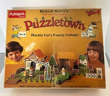 VTG 1976 Playskool Richard Scarry's Puzzletown Set B Huckle Cat's Family Cottage