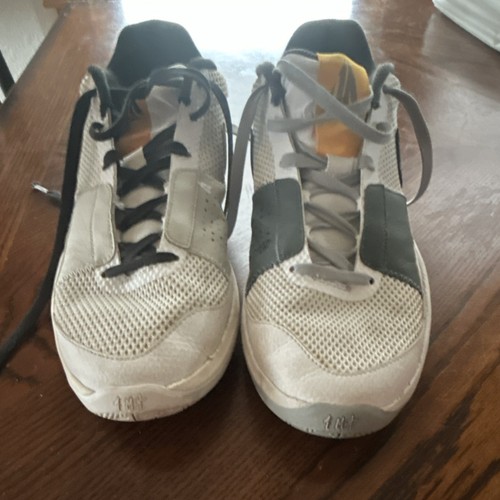 Men’s basketball shoes JA 1 size 10.5