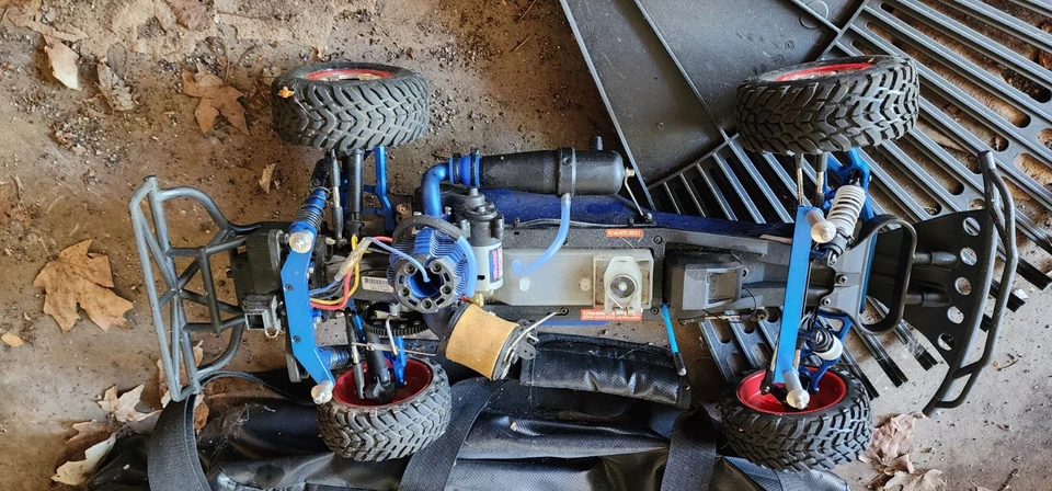 Traxxas Slash VXL 1/10 RTR 2WD Short Course Truck W/Battery Charger & Remote - Image 4 of 4