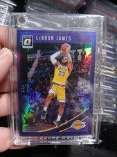2018-19 Panini Donruss Optic Purple Prizm LeBron James #94 o7m