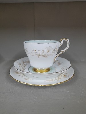 Vintage Paragon Linnhe Tee Trio Set Untertasse - Mintgrün, Gold & Weiß