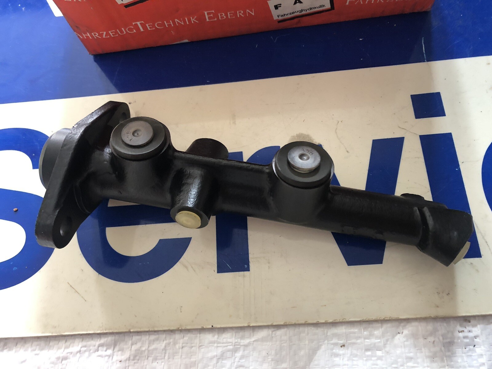 Maître cylindre de frein OEM 1330799 Volvo 240 260 étanchéité maximale double circuit
