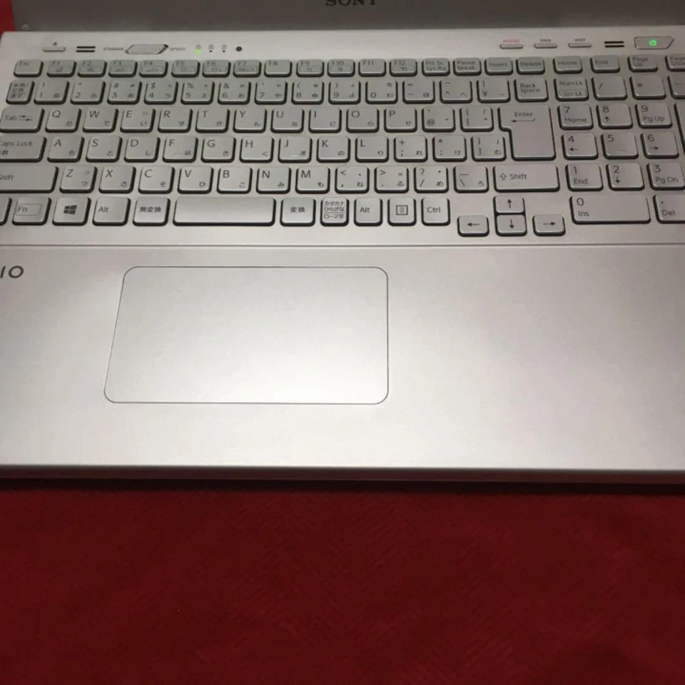 vaio i7 3632QM SSD 240GB 8GB Blu-ray Windows10 s15 silver geforce 640 USB 3.0×2 - Image 3 of 4