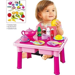 play food and dishes