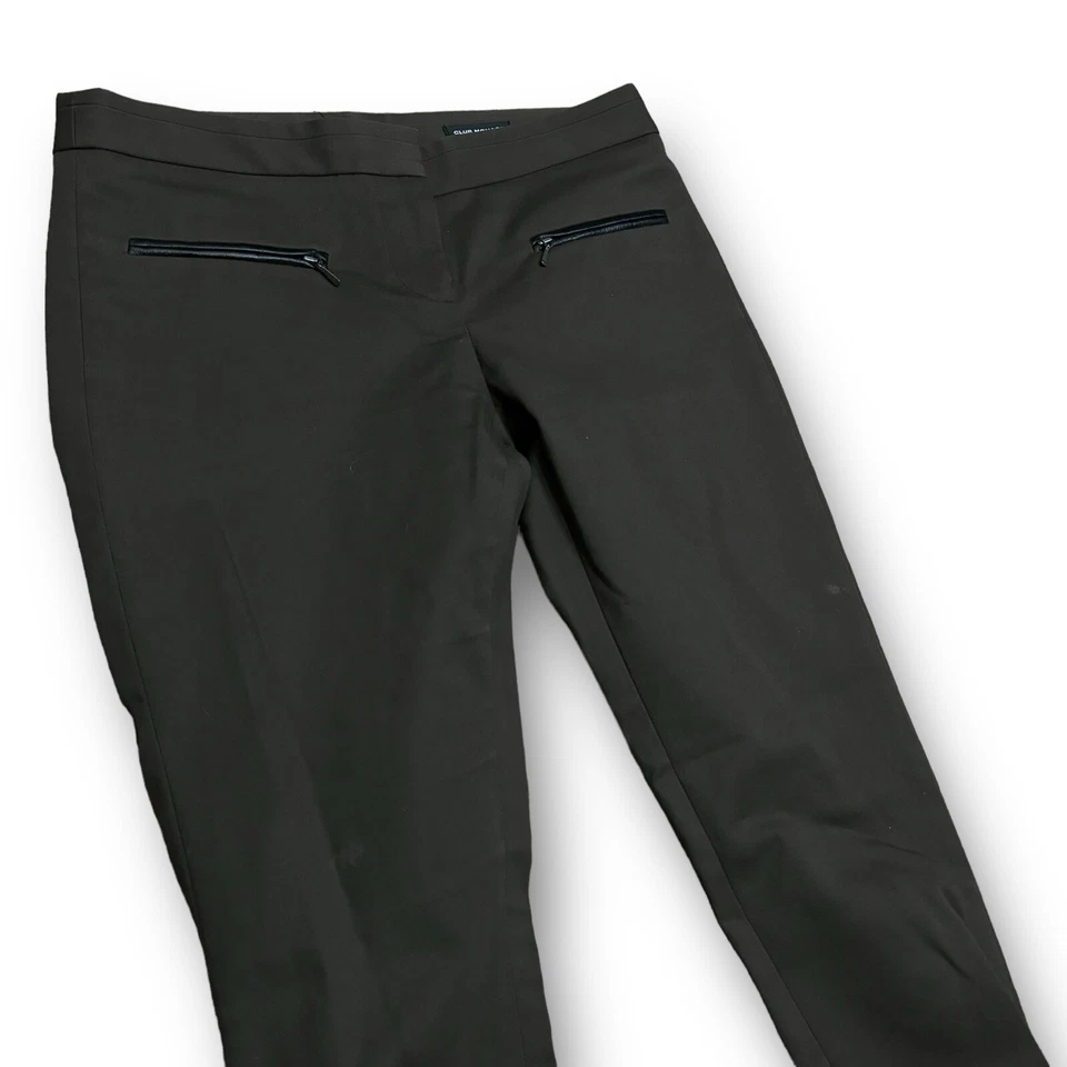 Calça fina feminina Club Monaco acabamento em couro sintético cintura média cinza tamanho 2/28 x 31 - Imagem 4 de 4