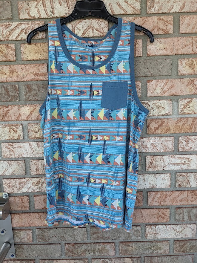 Hollister-Men Sleeveless Tank-Size Small-Blue/Orange Design-Chest