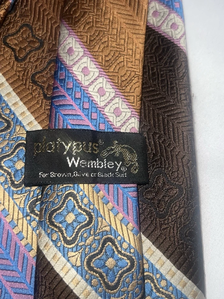 Gravata de pescoço vintage anos 60 anos 70 ornitorrinco Wembley gravata larga 54” x 4,5” - Imagem 4 de 4