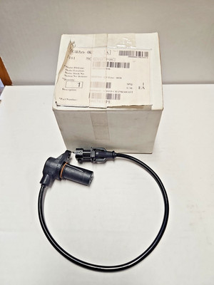 Genuine Bosch Crankshaft Speed Sensor! 1607435PE Kenworth Peterbilt MX13 DAF