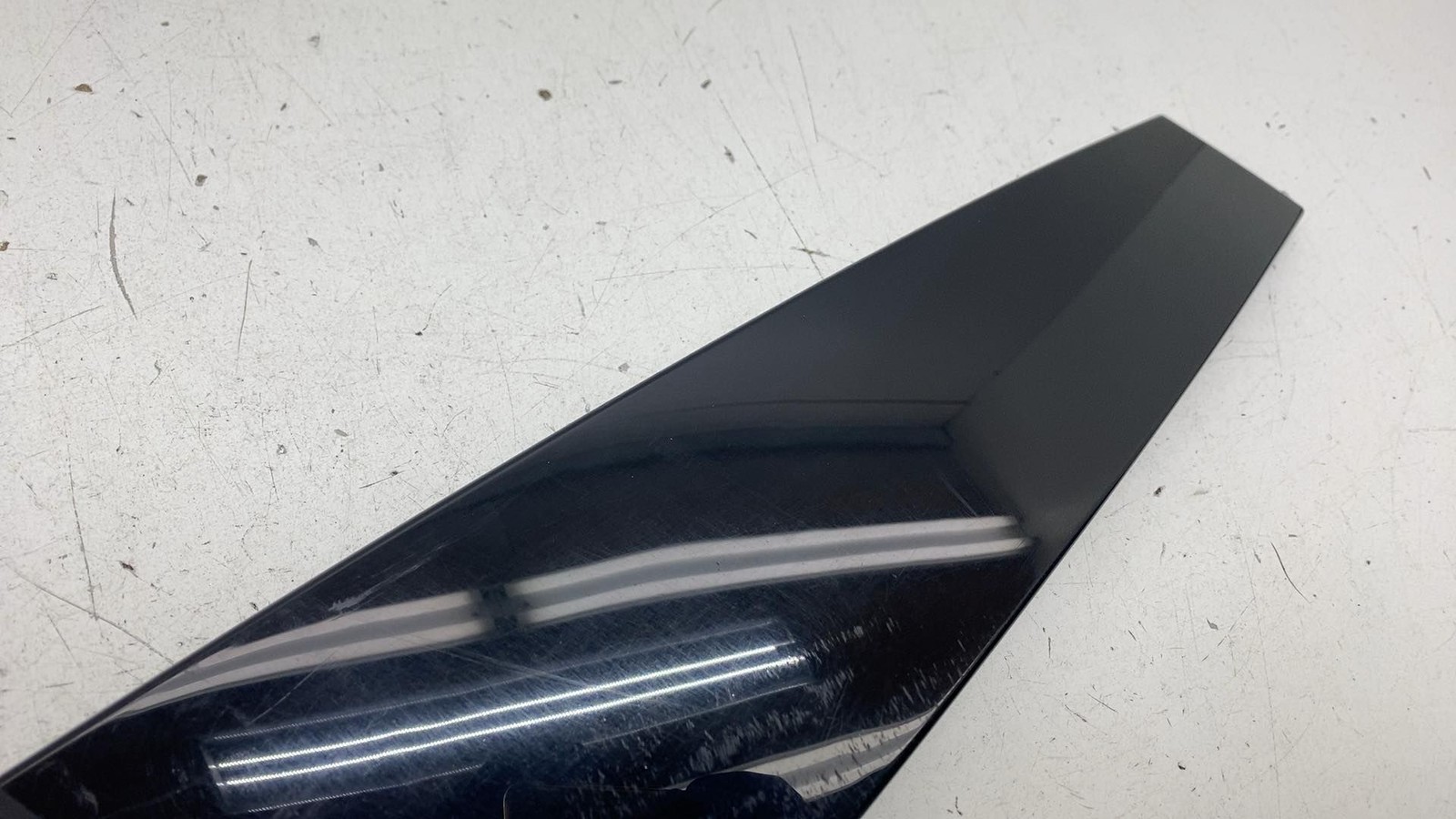 ⭕ 14-21 Maserati Ghibli Left Exterior B-Pillar Applique Molding Cover 670148472