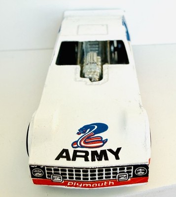 Hot Wheels - Don "The Snake" Prudhomme Army White 3 Funny Car - Occasion