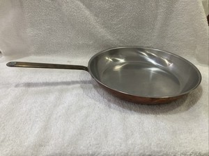 Poêle à Sauteuse Culinox Suisse - Fond Cuivre - 10 Pouces - Occasion
