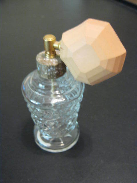 Collectible Perfume Bottle - Faceted - Atomizer - Unmarked