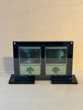 2 Card MTG Magic The Gathering Magnetic Trading Card Display Case w/ Stand