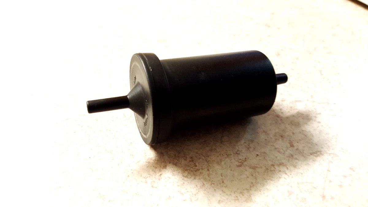 2000-05 DODGE NEON pt cruiser VALVE VACUUM CHECK 4677204 33321 oem 