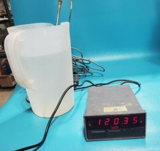 Omega Trendicator 410A1B- TF-F Fahrenheit Digital Thermometer with probe