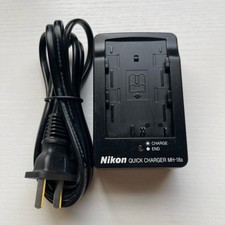 Used Nikon MH-18A Original Charger D90 D80 D70 D300S D100 D200 D700 Camera