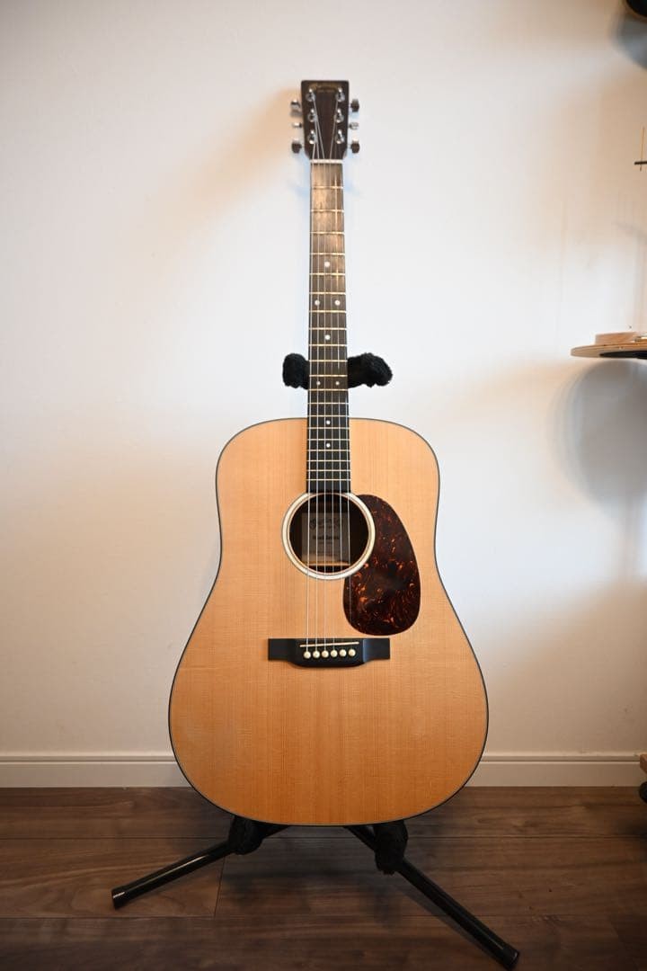 Martin D-10E-02 Road Series Acoustic Electric Guitar Gig Bag Warranty Strap