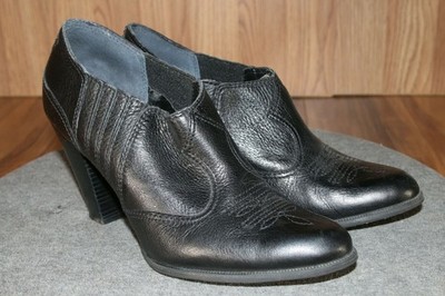 GIANNI BINI BOOTIES WOMEN 8 ANKLE HIGH POINTED TOE COWGIRL BLACK STICHED 3''