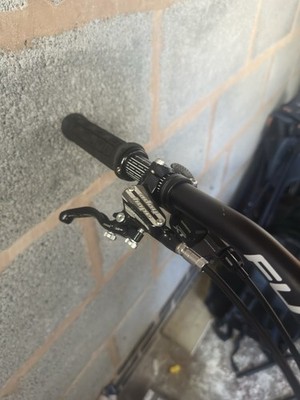 Hope Tech 3 V4 schwarz Bremsenset und Rotoren vorne und hinten guter Zustand MTB