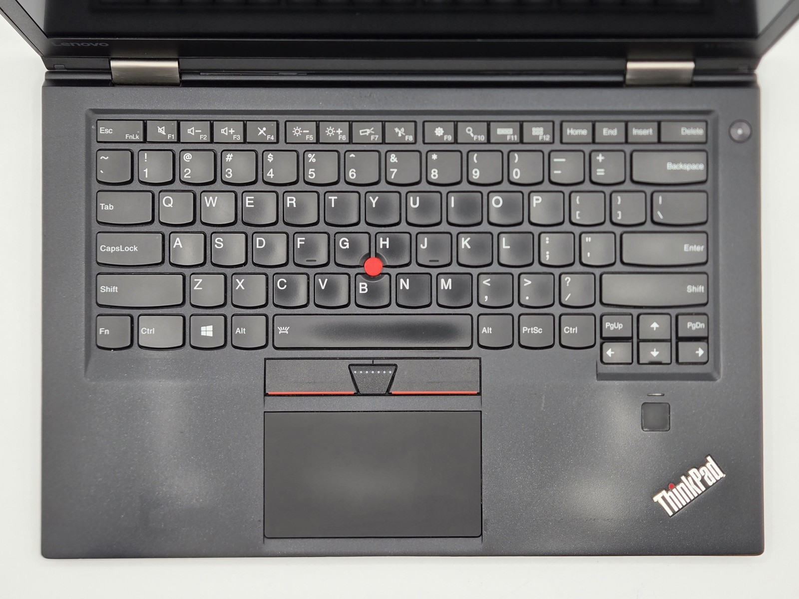 Lenovo ThinkPad X1 Carbon (Gen 4), 14-Inch Laptop, with Intel Core i7 6th Gen., Windows 10 Pro
