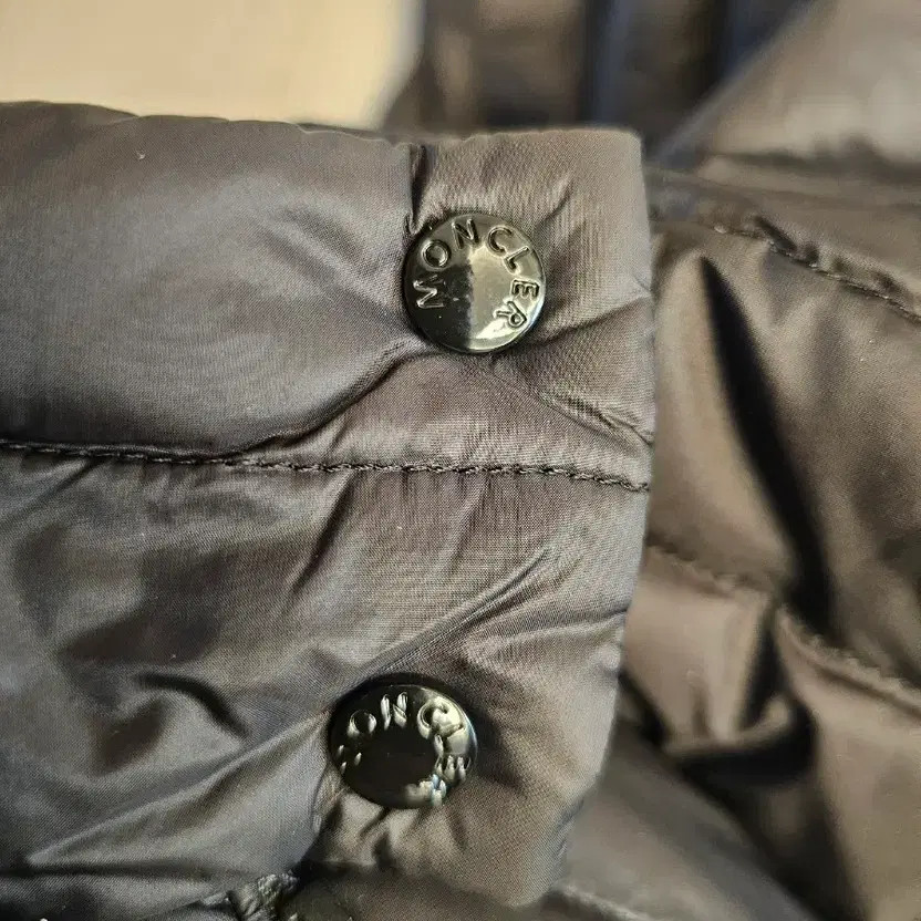 Moncler Barbel Lightweight Long Puffer Jacket Black 55 thumbnail 9