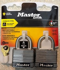 LOT of 4 -  MasterLock Outdoor Padlock with K...
