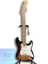 Fender Traditional 60s Stratocaster Electric Guitar Used JP