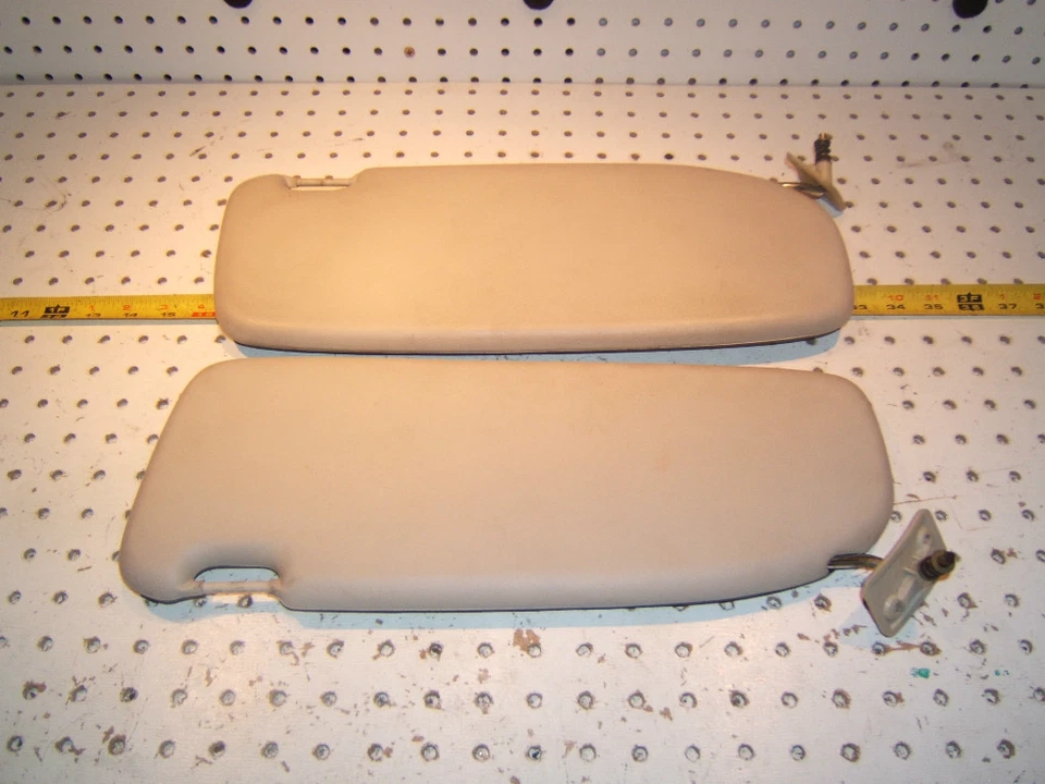 Asientos delanteros Saab 90 900 Aero izquierdo y derecho crema-negro sol OEM 1 juego de 2 viseras Foto 3 de 4