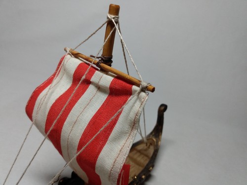 Barco Vikingo Medieval Escala HO 1/72 NUEVO - Imagen 6 de 9
