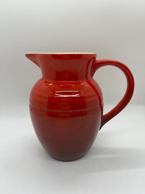 Le Creuset Cherry Red Small Pitcher .7L Stoneware Pottery Creamer Juice Syrup