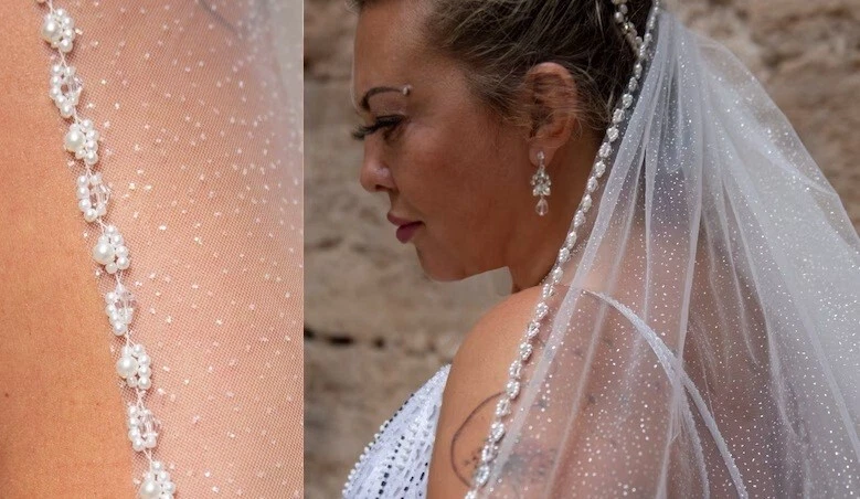 Accessorizing Your Sparkle Wedding Dress