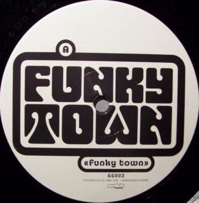 Funky Town - Funky Town (12'') (Very Good Plus (VG+)) - 2913015163
