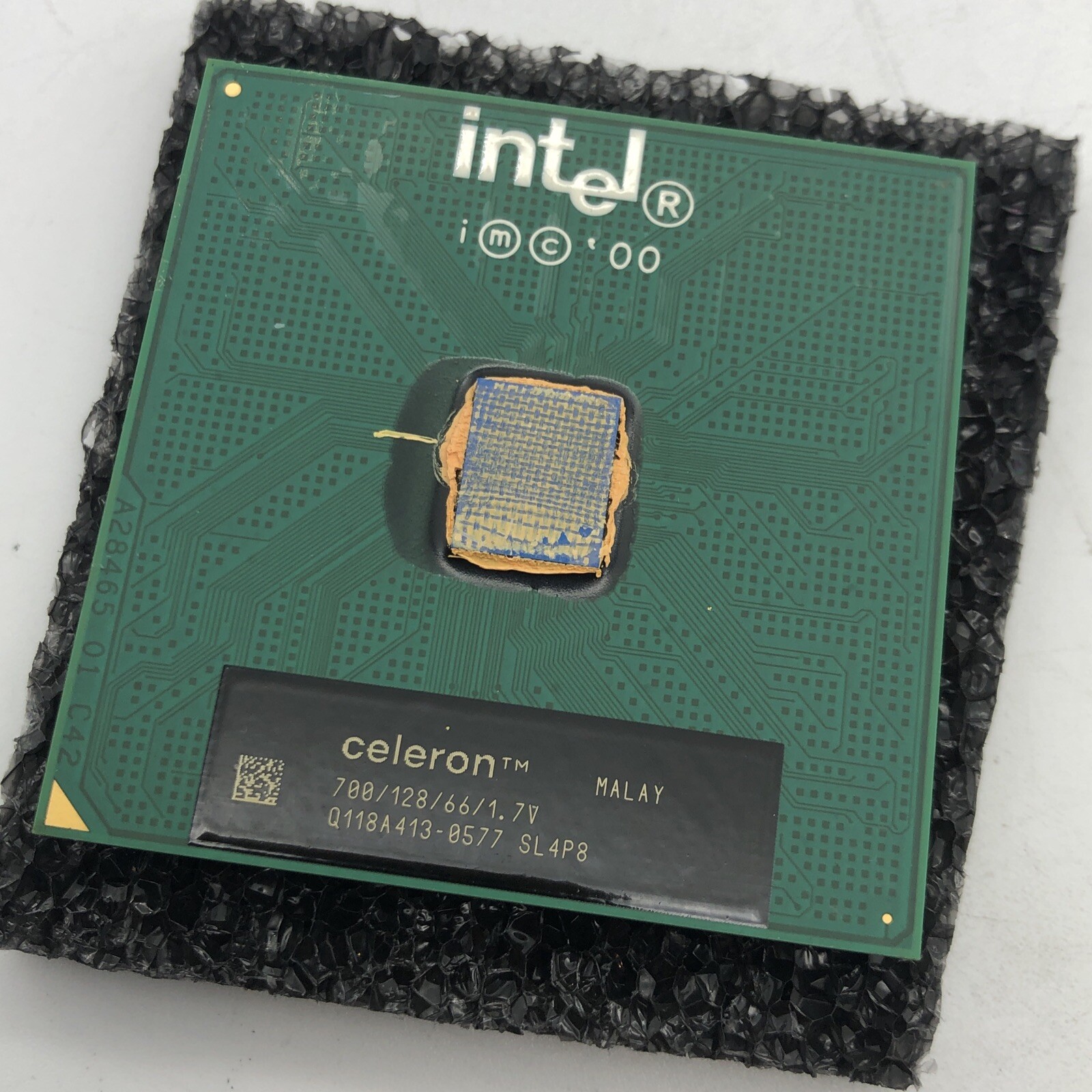 B710 Intel Celeron CPU 700mhz 128KB 66mhz FSB Socket 370 1.7v Processor ...