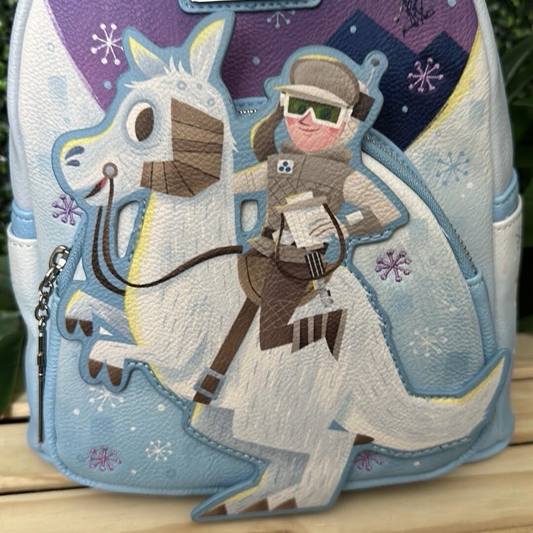 Loungefly x Star Wars Luke Skywalker Riding a Tauntaun on  display picture 2