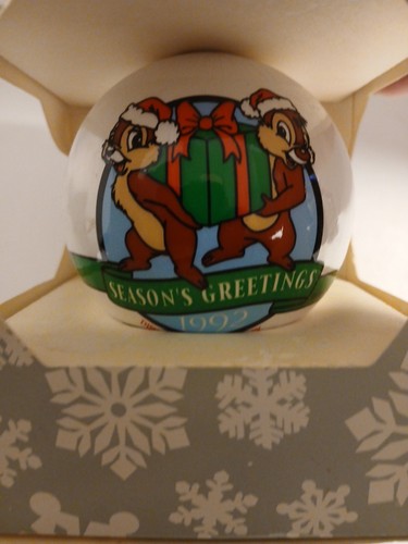 1992 Disney Cast Family Holiday Party CHRISTMAS ORNAMENT CHIP AND DALE IN BOX G2 - Picture 2 of 9